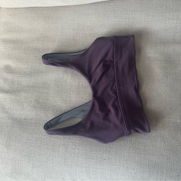 Lululemon reversible top - Picture 2 of 3